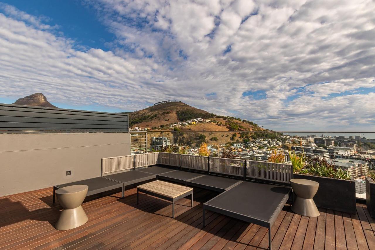 Apartment 16 On Bree One Bedroom With Amazing Views Of *