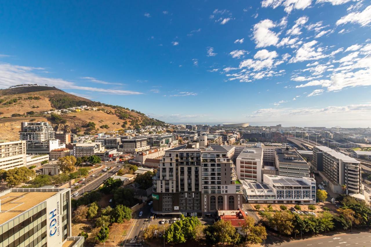 Apartment 16 On Bree One Bedroom With Amazing Views Of
