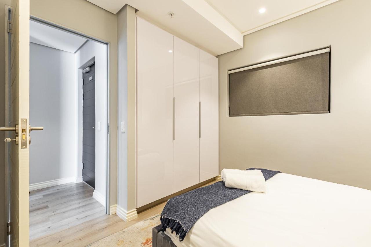 16 On Bree One Bedroom With Amazing Views Of * Cape Town