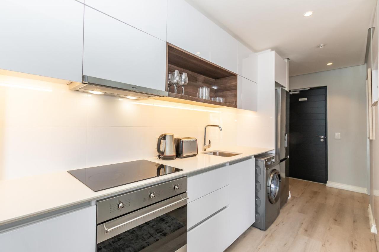 Apartment 16 On Bree One Bedroom With Amazing Views Of Cape Town