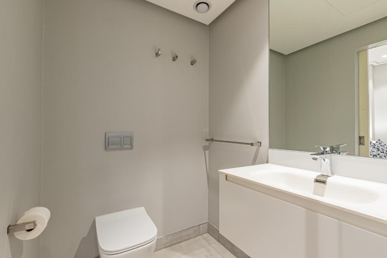 16 On Bree One Bedroom With Amazing Views Of * Cape Town