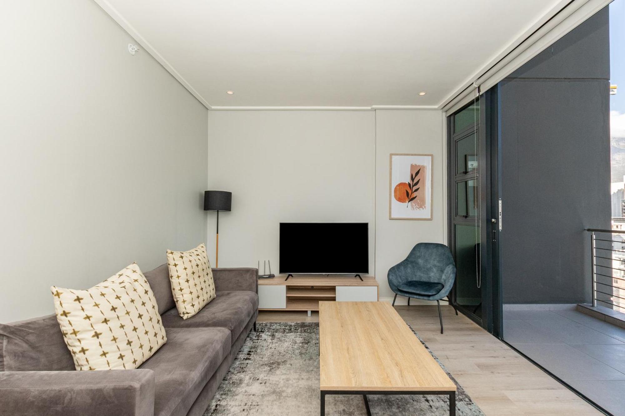 16 On Bree One Bedroom With Amazing Views Of